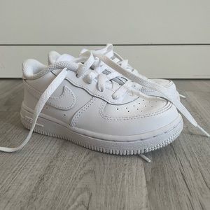 Toddler Nike Air Force 1’s size 9C